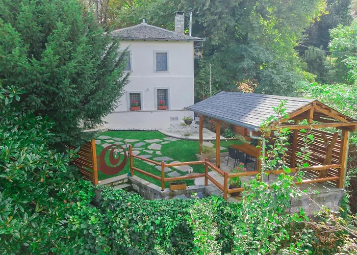 Rustic Rose - Private Premium House