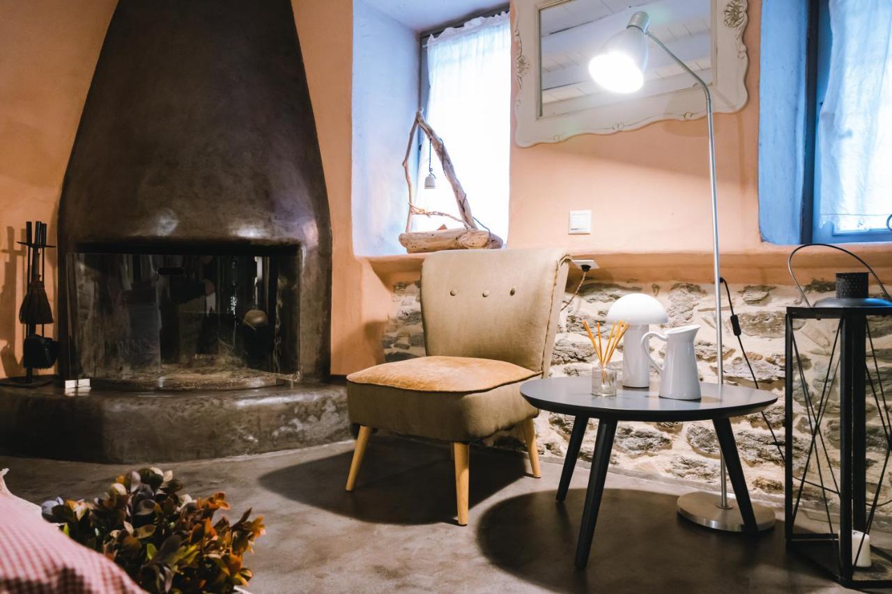 Rustic Rose - Private Premium House Holiday home *